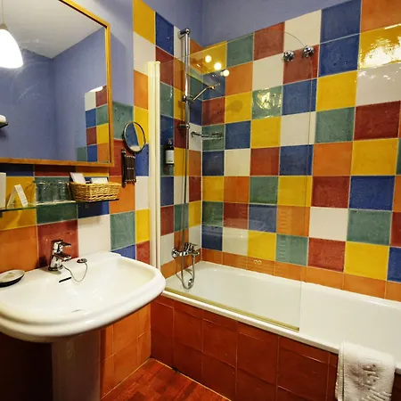 Casa De Azulejos 2* קורדובה