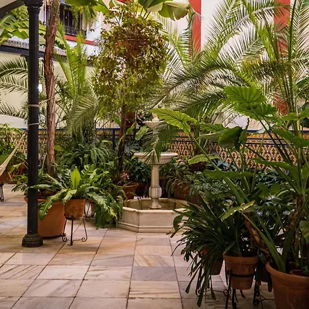 Casa De Azulejos Hotel 2*