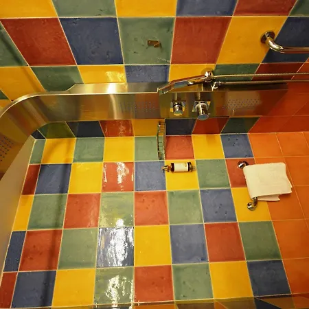 Casa De Azulejos 2* קורדובה